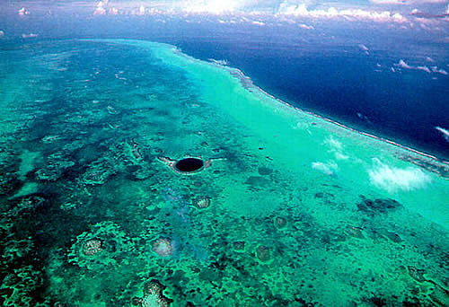4. Great Blue Hole , Belize