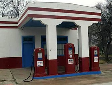 Beautiful Old Gas Stations